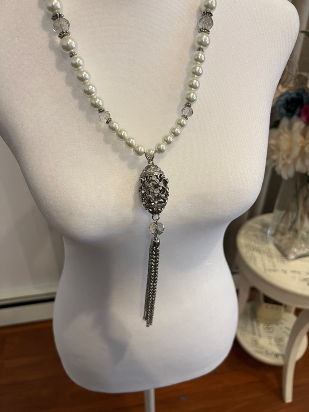 Boutique Cream Pearl Bead Sparkly Necklace with Silver-Tone Tassel Pendant